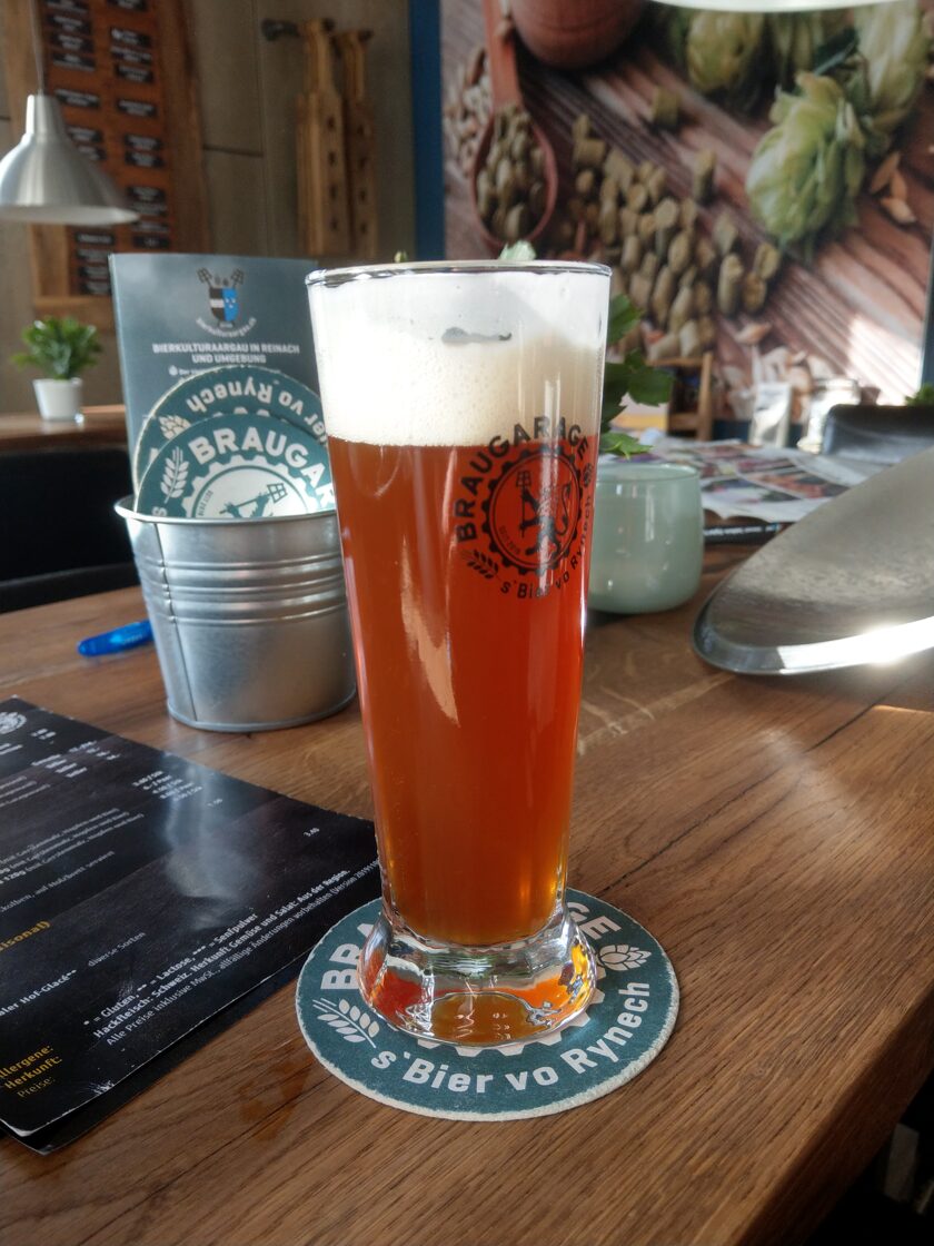 sRynecher_Amber.jpg